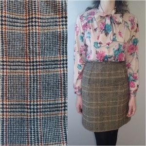 Vintage 60s 70s Wool Plaid Skirt Small Medium Brown Black Houndstooth Tweed
